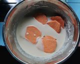 Foto langkah ke 6 dari resep Kue Keranjang Lapis Gembili Goreng Tepung.