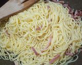 Foto del passaggio 5 della ricetta Carbonara sbagliata