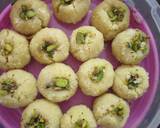 Khoya pista ladoo recipe step 4 photo
