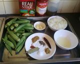 A picture of step 1 of Egyptian/Lebanese Okra (Bamia) Vegan/Vegetarian.