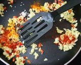 A picture of step 3 of Tempered Stuffed Rice.