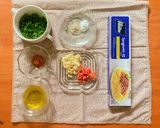 Foto langkah ke 1 dari resep Spaghetti Aglio e Olio simple ala-ala.