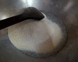 A picture of step 1 of Suji halwa.