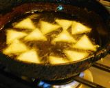 A picture of step 6 of Cocktail samosa.
