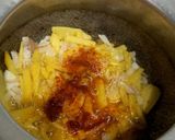 A picture of step 3 of Bhindi aloo bujia 🥒🥒🥔🧅.