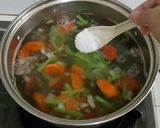 Foto langkah ke 3 dari resep Sayur Bening Bayam dan Wortel.