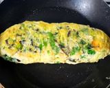 Foto langkah ke 4 dari resep Omelette Bayam Jamur Kuping.