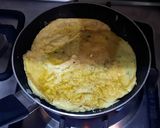 A picture of step 5 of Simple and quick omelette.