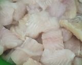 Foto langkah ke 1 dari resep Ikan Dori Tepung x Sambal Rawit Maknyos.