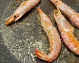 Foto del paso 11 de la receta: Albóndigas en salsa con langostinos y gambas