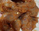 A picture of step 1 of Prawns gravy.