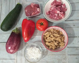 Foto del paso 2 de la receta: Fideuá de carne y verduritas