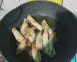 Foto langkah ke 3 dari resep Lumpia sosis.