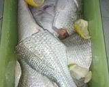 Foto langkah ke 1 dari resep Sup Ikan Kakap.