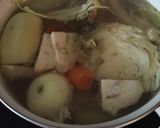 Húsleves gazdagon recept fázis 1 fotója