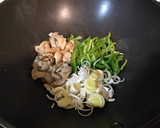 Foto del paso 4 de la receta: Fajitas de Chop suey de pollo