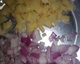 A picture of step 2 of Yellow noodles.