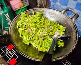 รูปขั้นตอนการทำที่ 3 ของ ผัดดอกขจรหมูสับ