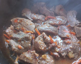 Foto del paso 3 de la receta: Carne mechada en olla común