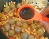 Foto langkah ke 3 dari resep Macaroni & Bakso pedas manis.