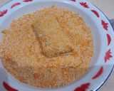 Foto langkah ke 6 dari resep Risol Mayo Pedas Manis Isi Ayam, Sosis, dan Telur. Yummiee 🥚🍗.
