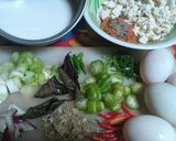 Foto langkah ke 1 dari resep Botok Telur Asin.
