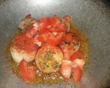 A picture of step 3 of Malai Bharva pyaaz / stuff onion.