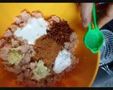 A picture of step 1 of Bihari kabab.