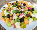 Une image de l'étape 5 de Salade patchwork à la grecque.