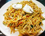 A picture of step 4 of Egg Hakka Noodles.