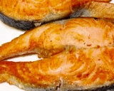 Foto del paso 3 de la receta: Salmón con ajos