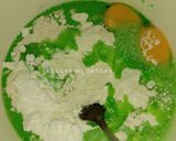 Foto langkah ke 3 dari resep Donat Santan Pandan.