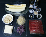 Foto del paso 1 de la receta: Ajoblanco de melón con ensalada de germinados y brocheta de melón con jamón
