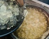 Hình bước làm 5 của món Vào bếp cùng con: nước nha đam hạt sen mật ong