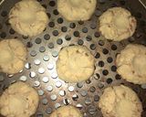 Foto del paso 2 de la receta: Pepas low carbs con mermelada de frutillas light