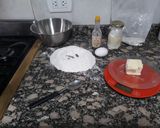 Foto del paso 1 de la receta: Tarta con crema chantilly y frutillas