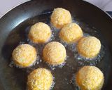 Foto langkah ke 6 dari resep Bola bola pisang coklat.