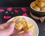 A picture of step 3 of Besan ladoo.