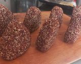 Foto del paso 4 de la receta: Onigiri de quinoa roja rellenos de verduras 🥑🫑