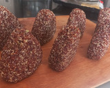 Foto del paso 4 de la receta: Onigiri de quinoa roja rellenos de verduras 🥑🫑