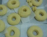 Foto langkah ke 5 dari resep Donat lembut dan ringan.