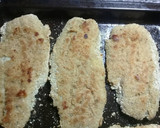 Foto del paso 2 de la receta: Milanesa de pescadilla a la napolitana