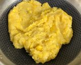A picture of step 7 of Banana Coconut Balls.