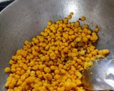 A picture of step 2 of Crispy Chana dal maida samosa (jain snack).