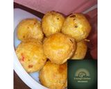 A picture of step 6 of Yam balls 💕.