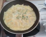 Foto langkah ke 2 dari resep Telur Dadar.