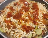 Φωτογραφία βήματος 2 της συνταγής Egg noodles με κοτόπουλο, λαχανικά και wok sauce