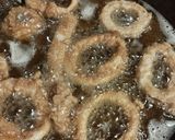 Foto del paso 2 de la receta: Rabas, cornalitos y langostinos rebozados con harina integral
