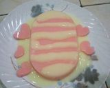 Foto langkah ke 4 dari resep Puding Strawberry Yoghurt Vla Vanila.
