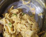 A picture of step 2 of Pyaz ke Bhajiye.